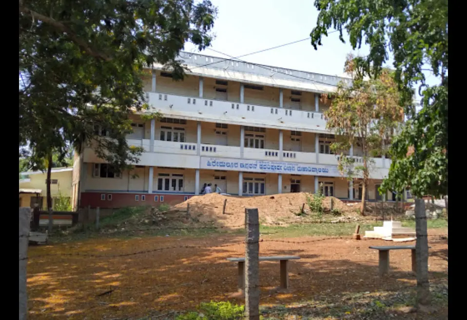 Hiremallur Ishwaran PU College Dharwad